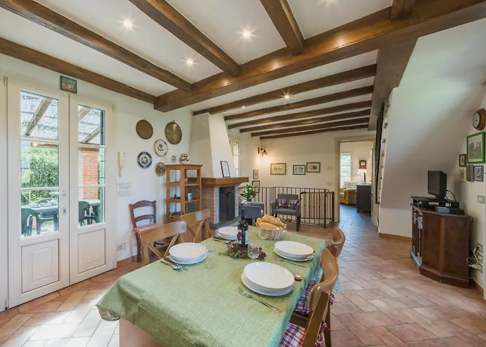 Casa Gianna By Interhome Massarosa